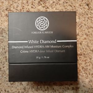 Forever flawless AM moisturizer